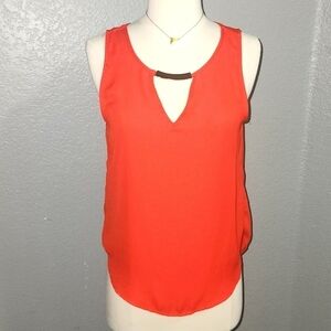 LILY White Coral/Pink Color Sleeveless Top With Gold Embellished Neck Sz Small